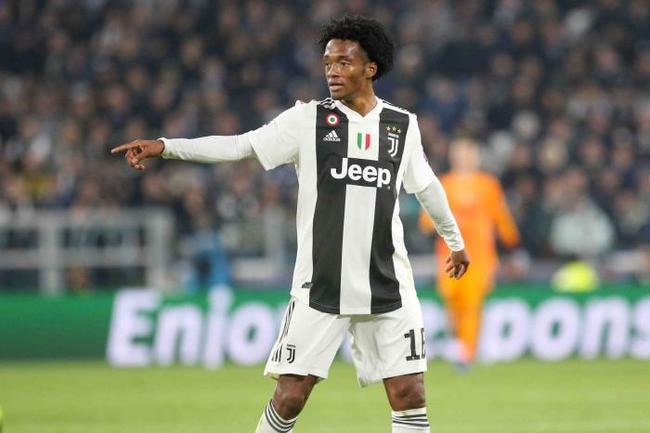 强调短传渗 强调短传渗