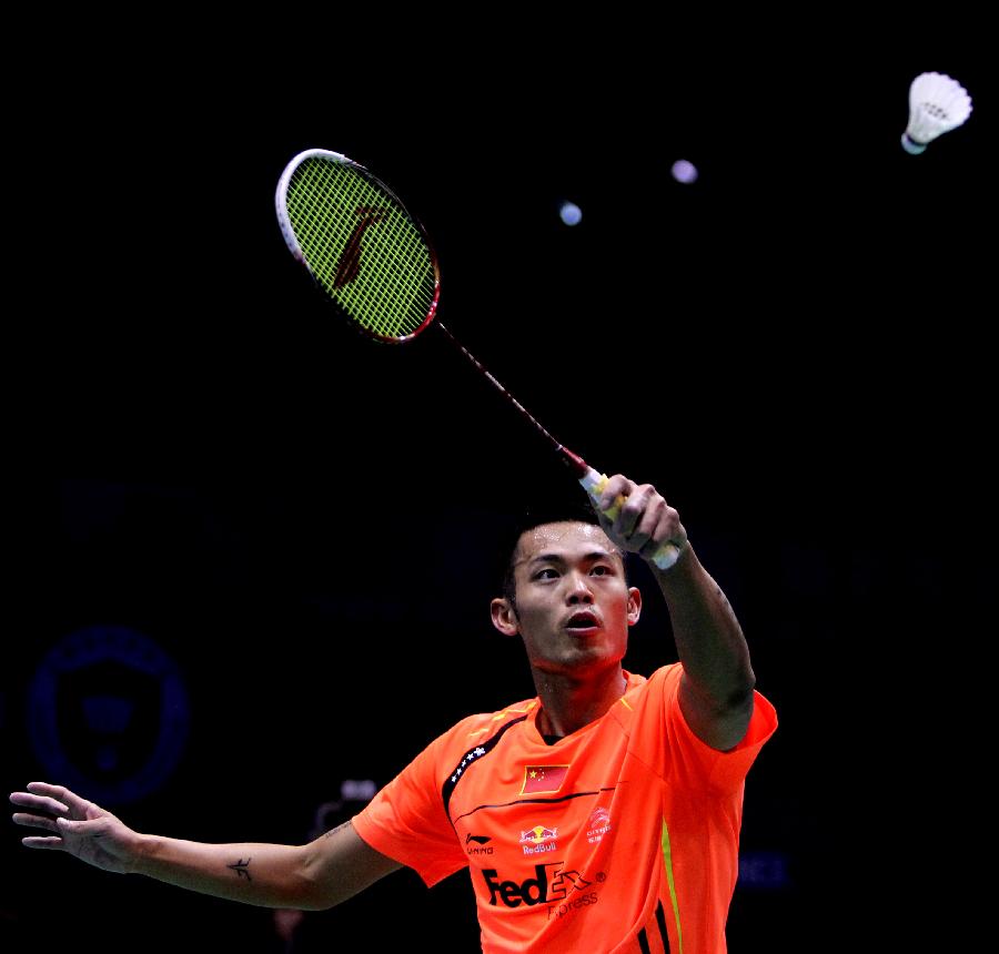 他以铁腕著 他以铁腕著